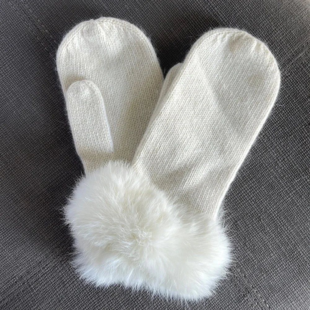 Authentic Rabbit trimmed mittens - Picture 1 of 4